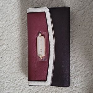 NWOT Guess Wallet in Burgundy Cherry and Cream